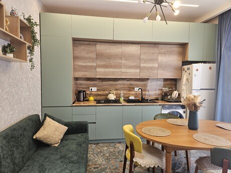 4 otaqlı həyət evi/bağ evi - Mərdəkan q. - 100 m²
