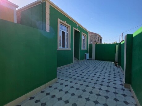4 otaqlı həyət evi/bağ evi - Binə q. - 100 m²