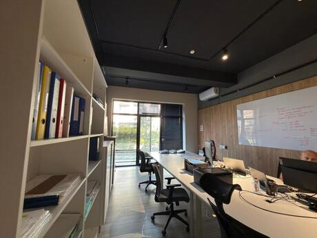 8 otaqlı həyət evi/bağ evi - Sea Breeze q. - 398 m²