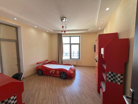 4-комнатная квартира, 212 м², Nizami: 500 000 ₼ 5