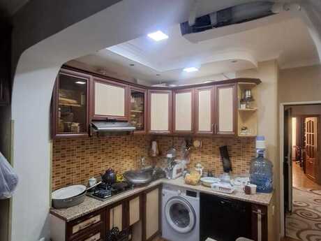 3 otaqlı köhnə tikili - Həzi Aslanov m. - 85 m²