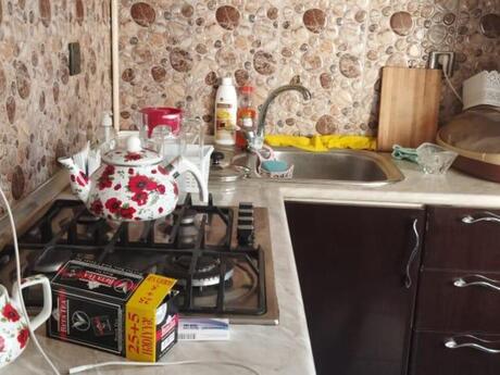 2 otaqlı köhnə tikili - Neftçilər m. - 52 m²