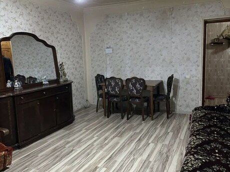 2 otaqlı köhnə tikili - Qaraçuxur q. - 60 m²