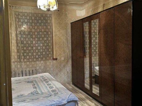 2 otaqlı köhnə tikili - Qaraçuxur q. - 60 m²