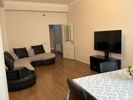 3 otaqlı yeni tikili - Badamdar q. - 135 m²