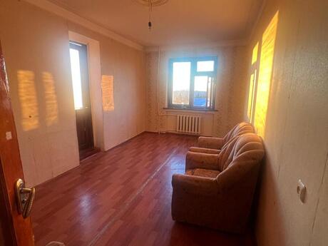 5 otaqlı köhnə tikili - Suraxanı r. - 110 m²