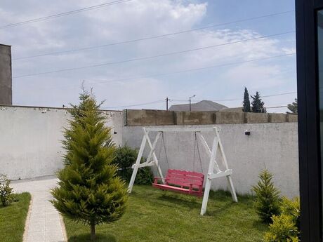 4 otaqlı həyət evi/bağ evi - Mərdəkan q. - 200 m²