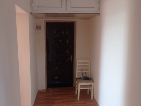 3 otaqlı köhnə tikili - Hövsan q. - 65 m²