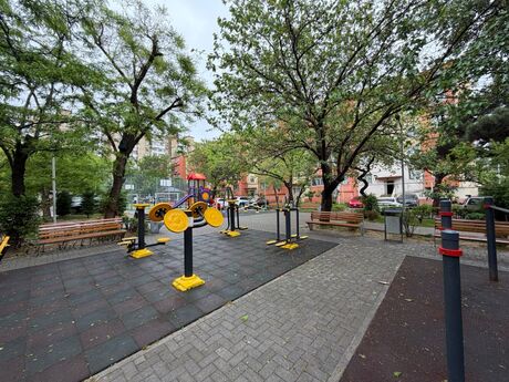 3 otaqlı köhnə tikili - Xalqlar Dostluğu m. - 80 m²