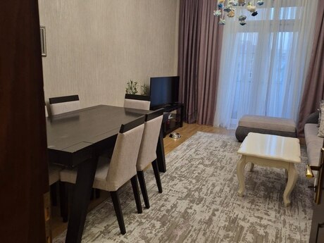 3 otaqlı köhnə tikili - Sumqayıt - 107 m²