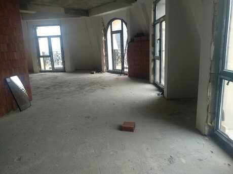 4 otaqlı yeni tikili - Ağ şəhər q. - 144 m²