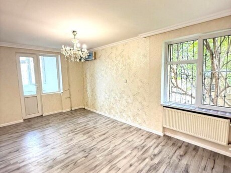 3 otaqlı köhnə tikili - Nəriman Nərimanov m. - 62 m²