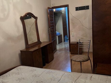 2 otaqlı köhnə tikili - Nərimanov r. - 65 m²