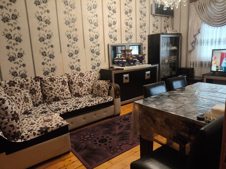 2 otaqlı köhnə tikili - Memar Əcəmi m. - 45 m²