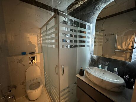 2 otaqlı yeni tikili - Ağ şəhər q. - 74 m²