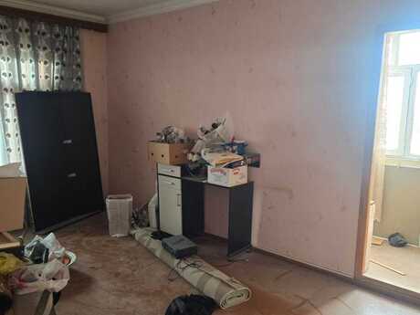 3 otaqlı köhnə tikili - Sumqayıt - 65 m²