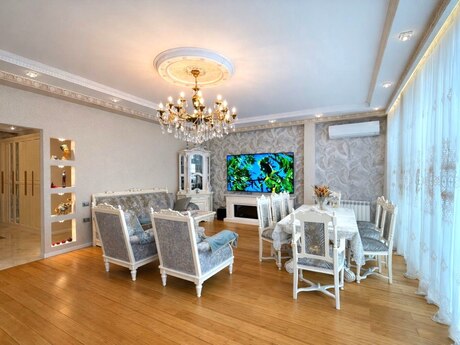 3 otaqlı yeni tikili - 28 May m. - 205 m²