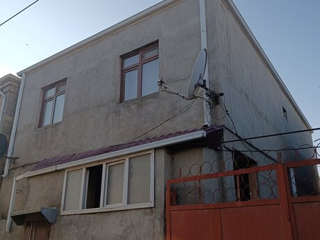 5 otaqlı həyət evi/bağ evi - Badamdar q. - 150 m²