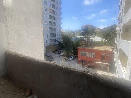 2 otaqlı yeni tikili - Abşeron r. - 90 m²