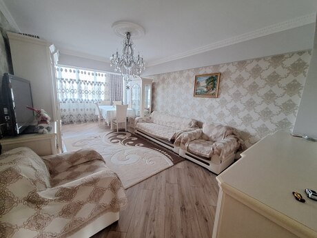 3 otaqlı köhnə tikili - İnşaatçılar m. - 75 m²