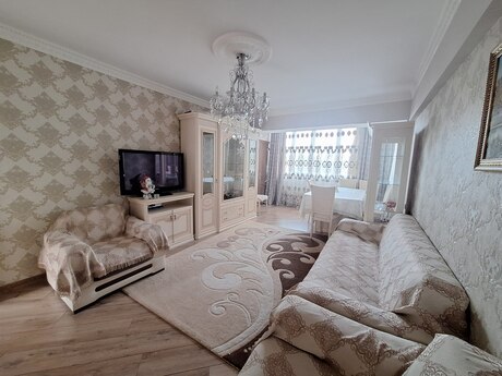 3 otaqlı köhnə tikili - İnşaatçılar m. - 75 m²