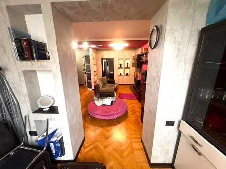 2 otaqlı köhnə tikili - Gənclik m. - 55 m²