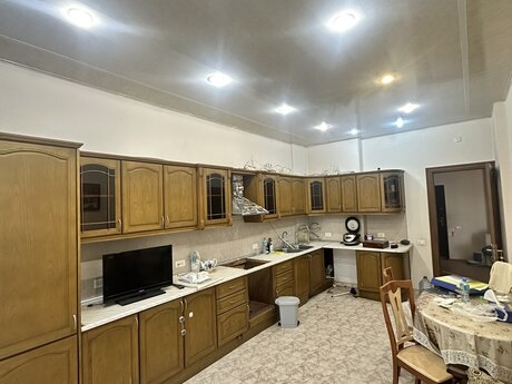 4 otaqlı mənzil, 205 m², Nərimanov: 500 000 ₼ 5