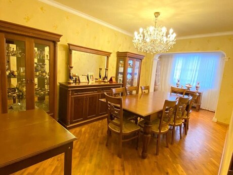 4 otaqlı köhnə tikili - Nəsimi m. - 115 m²