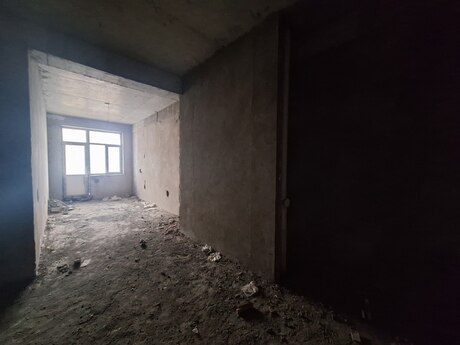 4 otaqlı yeni tikili - Nizami m. - 210 m²