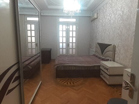 2 otaqlı köhnə tikili - 28 May m. - 70 m²