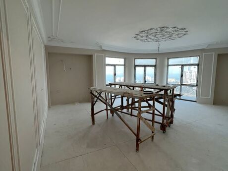 4 otaqlı yeni tikili - Badamdar q. - 240 m²