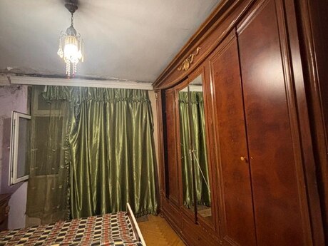 2 otaqlı köhnə tikili - Nəsimi r. - 70 m²