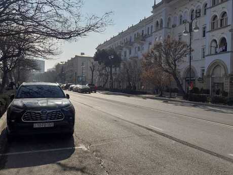 2 otaqlı köhnə tikili - Elmlər Akademiyası m. - 55 m²