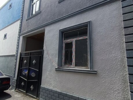 5 otaqlı həyət evi/bağ evi - Xırdalan - 125 m²