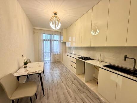 2 otaqlı yeni tikili - 8 Noyabr m. - 103 m²