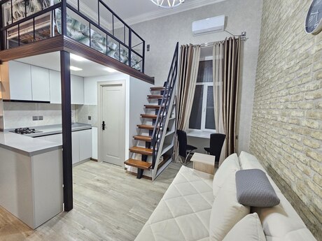 2 otaqlı köhnə tikili - İçəri Şəhər m. - 50 m²