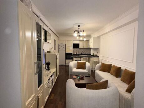2 otaqlı köhnə tikili - Gənclik m. - 45 m²