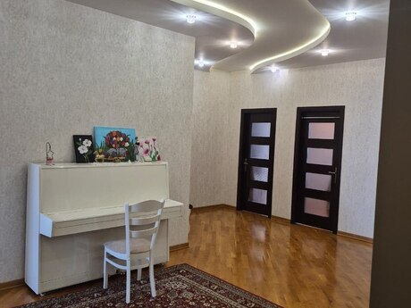 3 otaqlı yeni tikili - İnşaatçılar m. - 110 m²