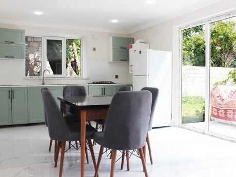 3 otaqlı həyət evi/bağ evi - Qəbələ - 120 m²