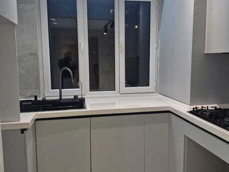 4 otaqlı köhnə tikili - Həzi Aslanov m. - 80 m²
