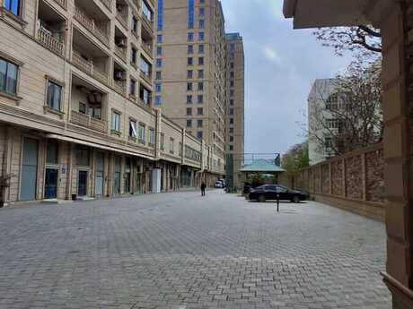 3 otaqlı yeni tikili - Nəsimi r. - 137 m²
