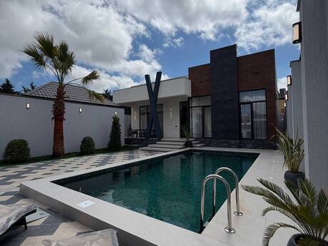 5 otaqlı həyət evi/bağ evi - Mərdəkan q. - 200 m²