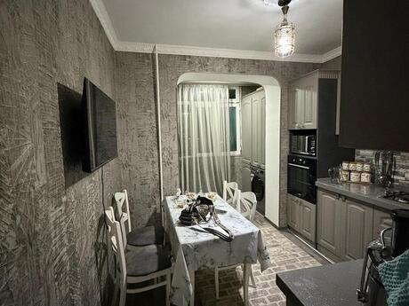 3 otaqlı köhnə tikili - Memar Əcəmi m. - 75 m²