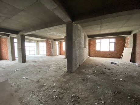5 otaqlı yeni tikili - Gənclik m. - 235 m²