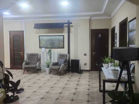 4 otaqlı ofis - Nizami m. - 205 m²