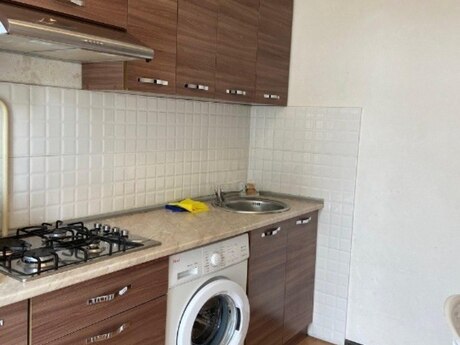 2 otaqlı yeni tikili - İnşaatçılar m. - 60 m²