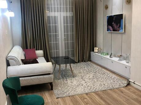 2 otaqlı yeni tikili - Azadlıq Prospekti m. - 80 m²