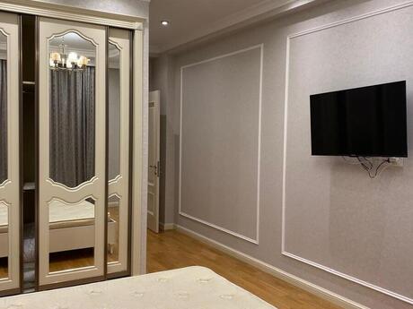 3 otaqlı yeni tikili - Nizami m. - 173 m²