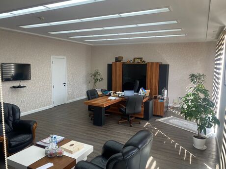 4 otaqlı ofis - Gənclik m. - 240 m²