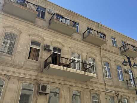 2 otaqlı köhnə tikili - İçəri Şəhər m. - 60 m²